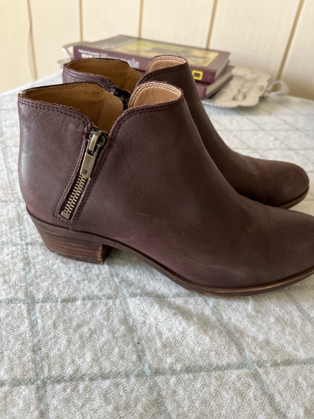 Lucky Brand Brown Leather Side-Zip Ankle Booties size 8 M
